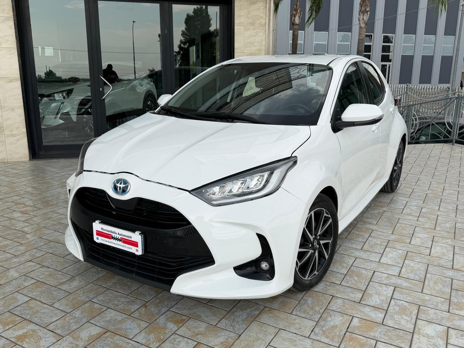 Toyota Yaris IV 1.5h Trend auto